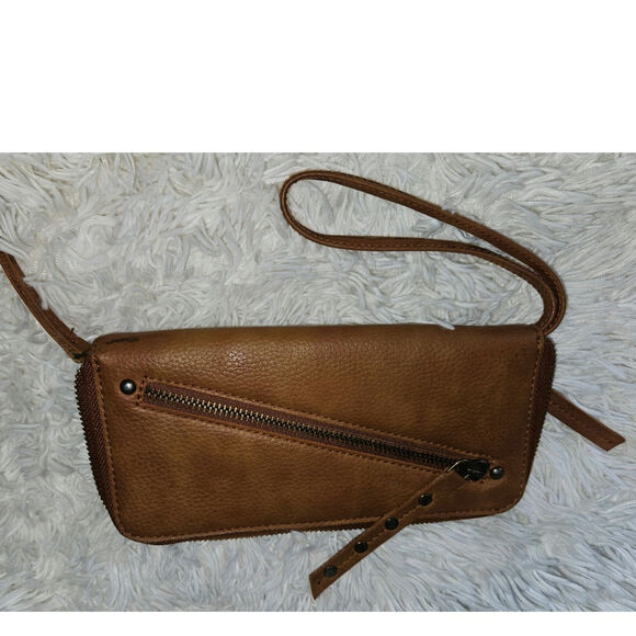 Free People Vegan Leather Wristlet Wallet, Tan 4x8 Decorative‎ Zipper on Front - Picture 1 of 9